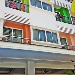 Green Harbor Hotel & Service Apartment